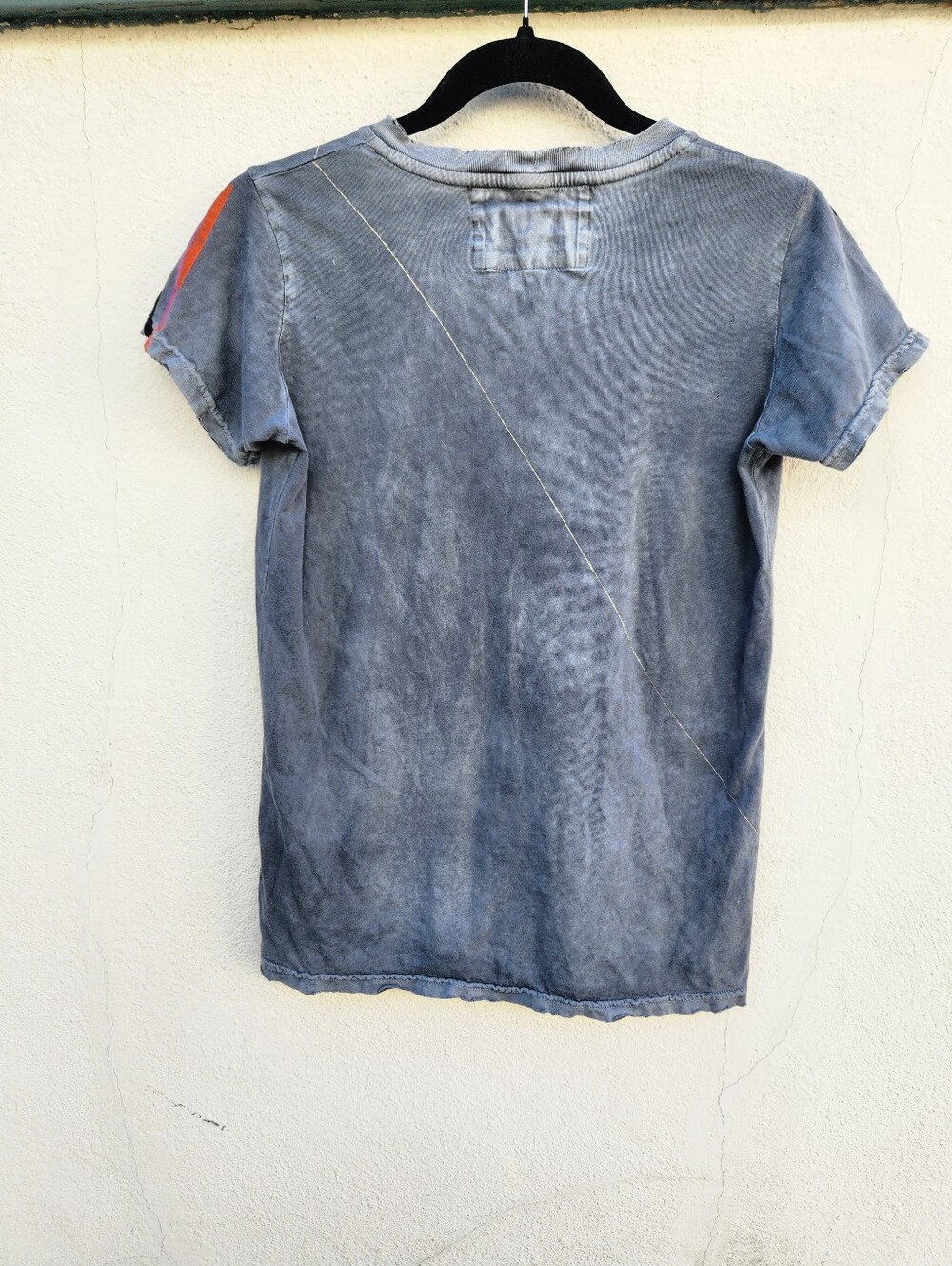 FREECITY Sign Golden Strikes T-Shirt - Picture 4 of 11